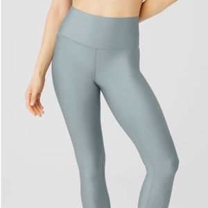 ALO Yoga 7/8 High Waist Airlift Legging Size Small in Cosmic Grey
